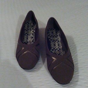 Ladies shoes